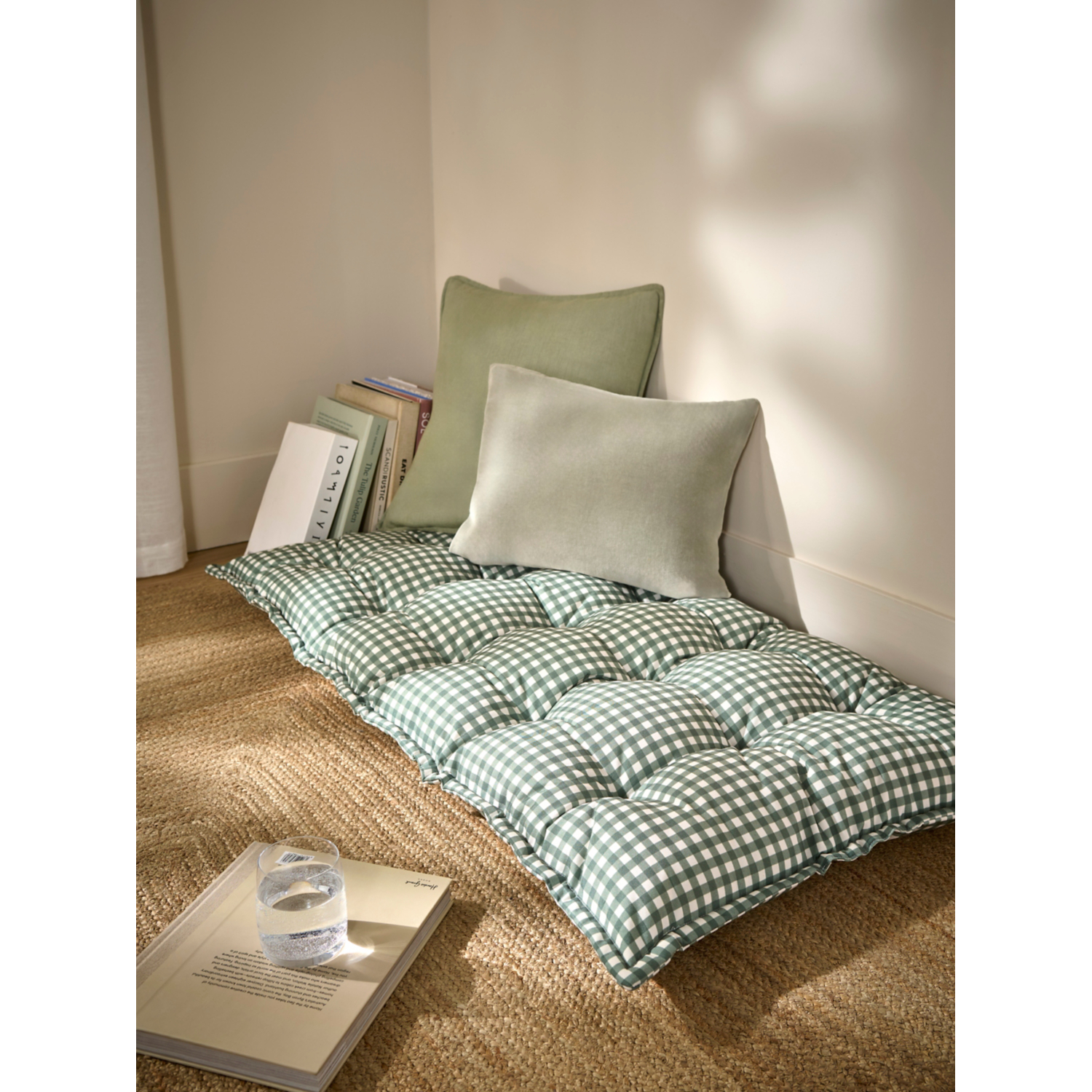 George Green Gingham Floor Seat