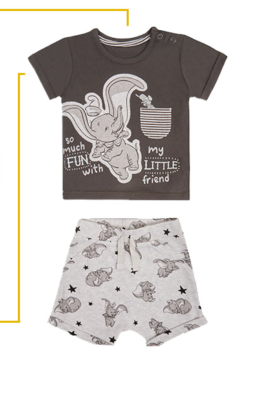 Days of play are so much fun with Disney friends and this gorgeous Dumbo outfit