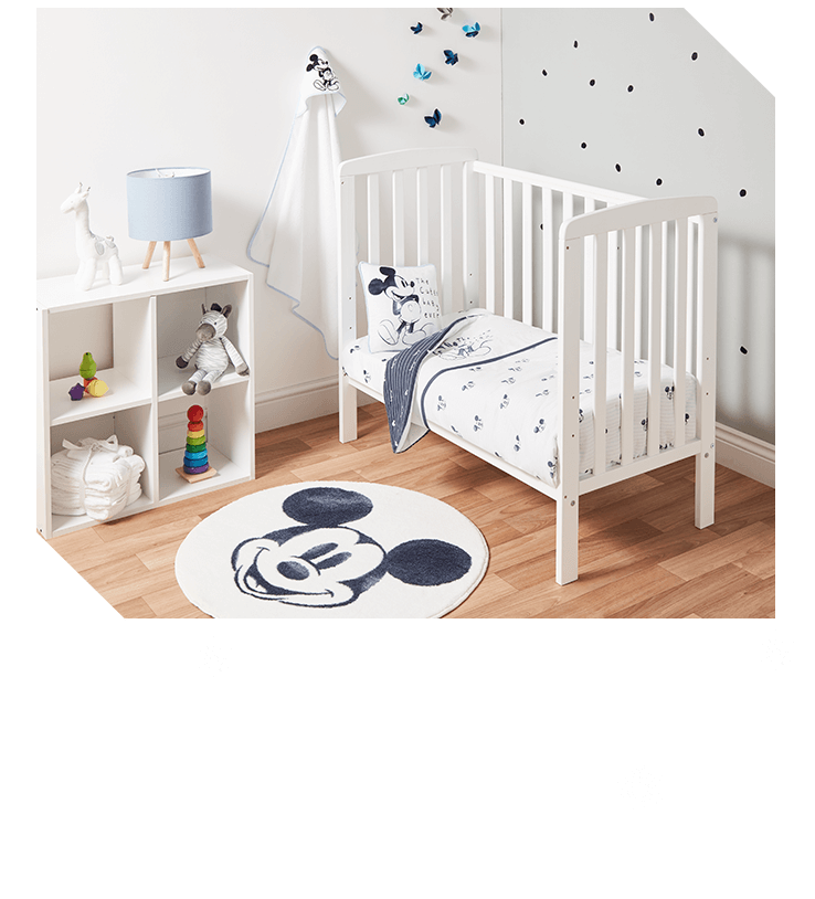 Minnie mouse cot 2025 bedding set asda