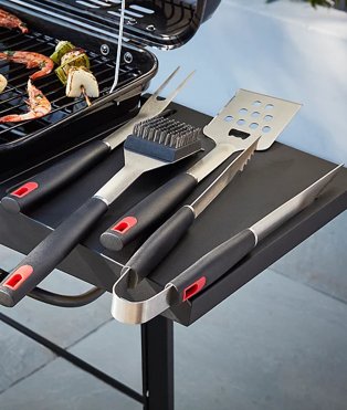 Close up shot of Expert Grill tool set.