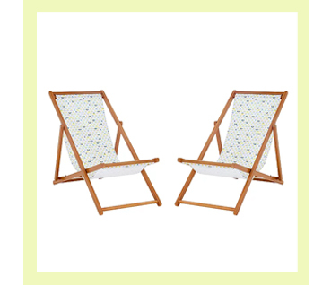 These two Lemon Soul deckchairs are ideal for sunbathing or enjoying a balmy summer afternoon