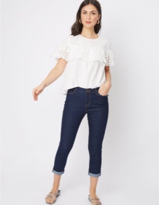 Jeans and best sale sandals outfit