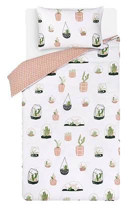 Spread the botanical theme through your home with this cacti duvet set