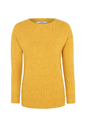 This yellow ribbed crew neck jumper will add a pop of colour to your new season wardrobe