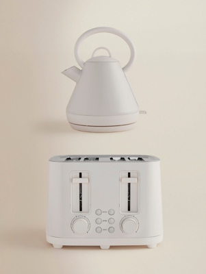 Cream Pyramid Kettle & Toaster Set | George at ASDA