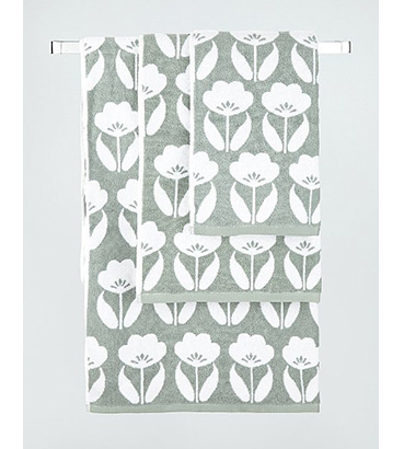 Green floral print towel range