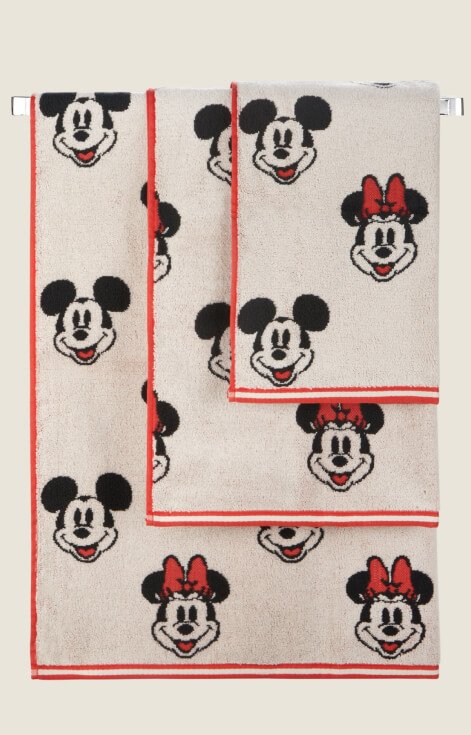Disney Mickey and Minnie Mouse Retro Towel Range