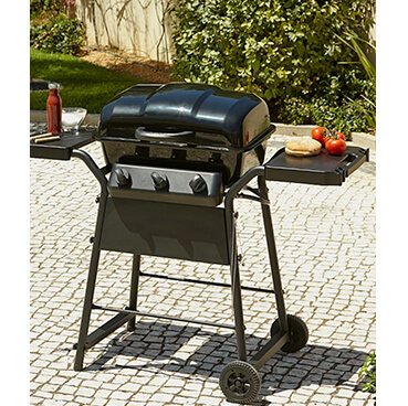 Make the most of the weather with a gas BBQ