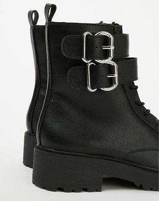 G21 black double buckle boots.