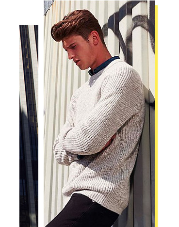 This grey chunky knit jumper in fisherman style is sure to keep you warm on chillier days