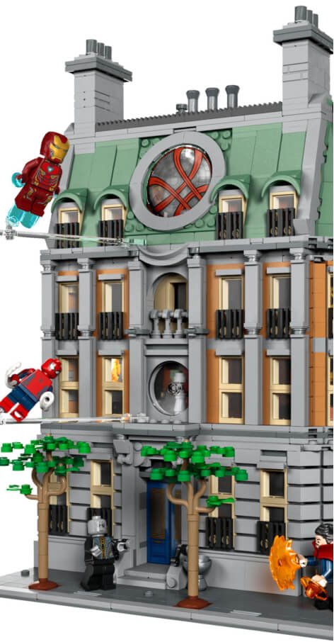 LEGO Marvel Sanctum Sanctorum Doctor Strange set with Iron Man, Spider-Man and Doctor Strange mini figurines.
