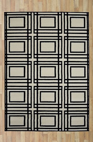 Monochrome concentric rug.